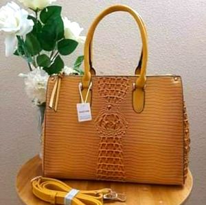 Handbag